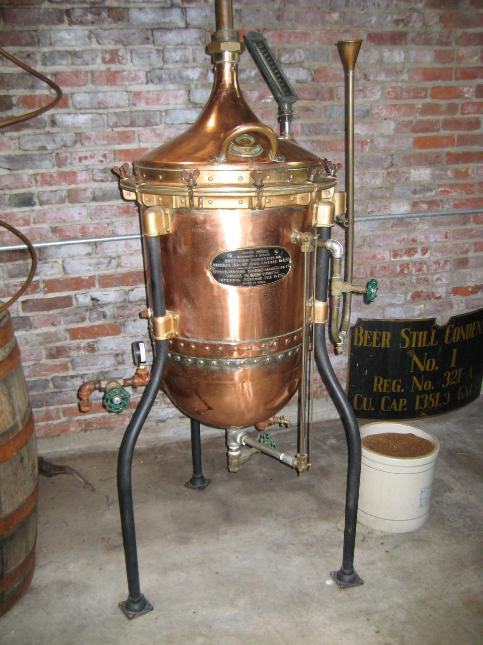 Liquor_Still_Frankfort_489226997