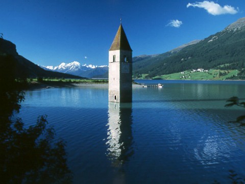 graun-curon-in-val-venosta